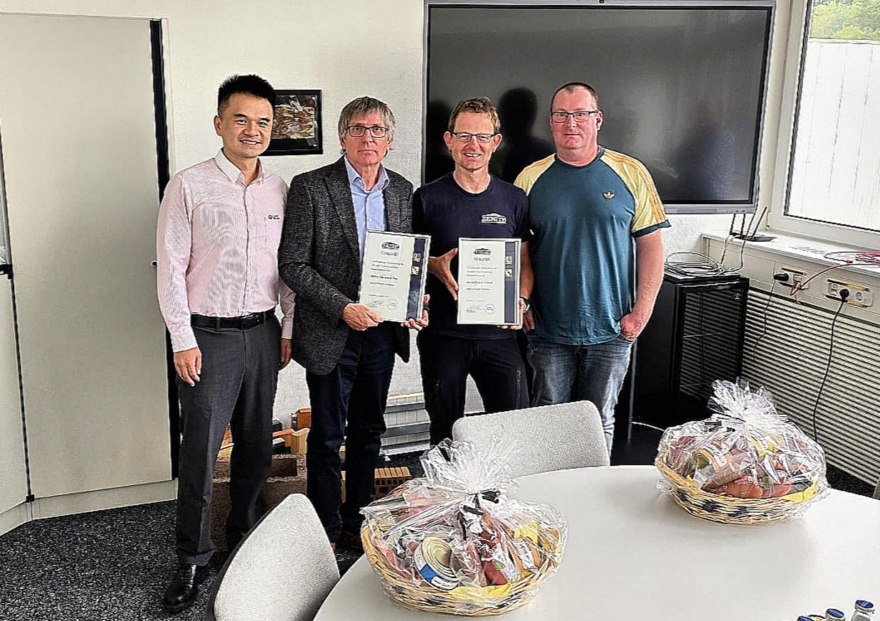 कारागिरीला सलाम चिकाटीला सलाम